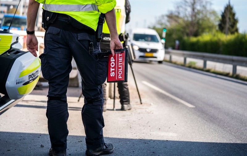 Un turist german care a depășit cu 102 km/h limita de viteză s-a întors din vacanță fără mașină, care i-a fost confiscată de Poliția daneză