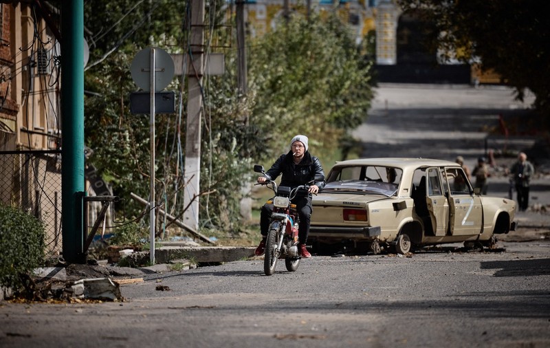 Trupele ucrainene încă înfruntă rezistența rușilor pe linia de front din Kupiansk. Ce spun localnicii, după 6 luni de ocupație