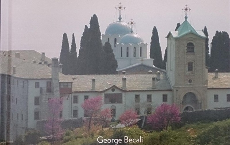 GALERIE FOTO / Gigi Becali şi-a lansat cartea ”Muntele Athos, patria Ortodoxiei”. Imagini de colecție