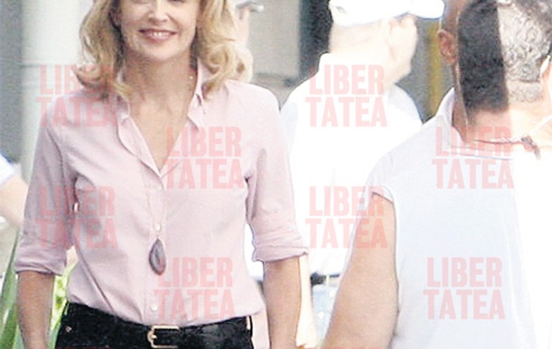 Sharon Stone a închis Centrul Vechi