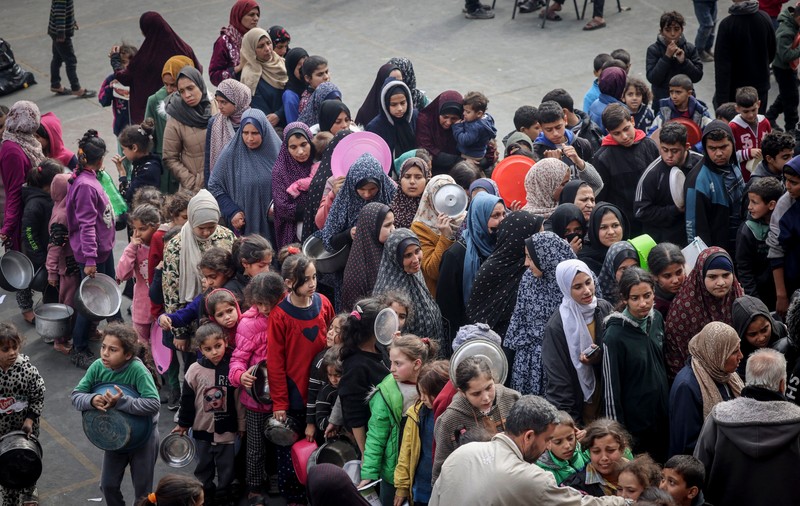 UE avertizează Israelul că ofensiva asupra orașului Rafah va fi „absolut catastrofală”: „Un milion de oameni nu pot dispărea pur și simplu în cer”