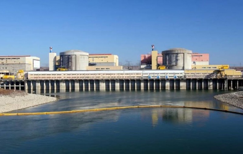 Lumina nu se va ieftini curând în România. Nuclearelectrica a vândut energie pentru 2027 peste prețul de pornire