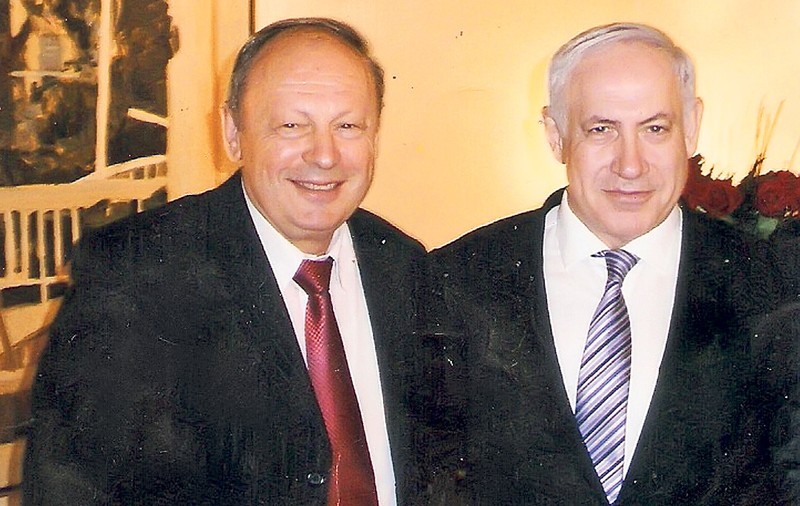 EXCLUSIV LIBERTATEA | Un român are grijă de viaţa lui Netanyahu