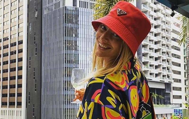 Delia și soțul ei au fost obligați să rămână în Singapore, din cauza virusului ucigaş. „Venim acasă”
