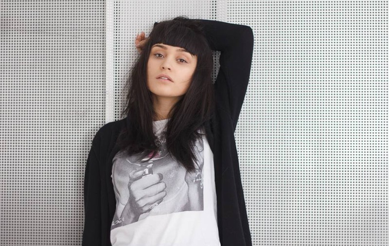 Irina Rimes s-a lansat în muzica internațională. Artista a semnat cu Universal Music Franța