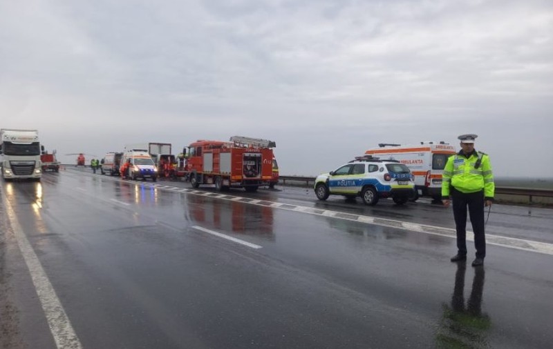 Accident grav în Vrancea: Doi bărbaţi au murit şi un altul a fost grav rănit