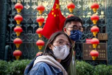 „China poate continua să fie o țară autoritară din cauza sărăciei celor mai mulți oameni”. Beijing, fotografie din octombrie 2022 | Foto: EPA