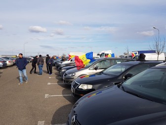 AUR și-a mobilizat simpatizanții și pentru un marș auto de aproximativ 1.000 de mașini, pe ruta Ploiești-București