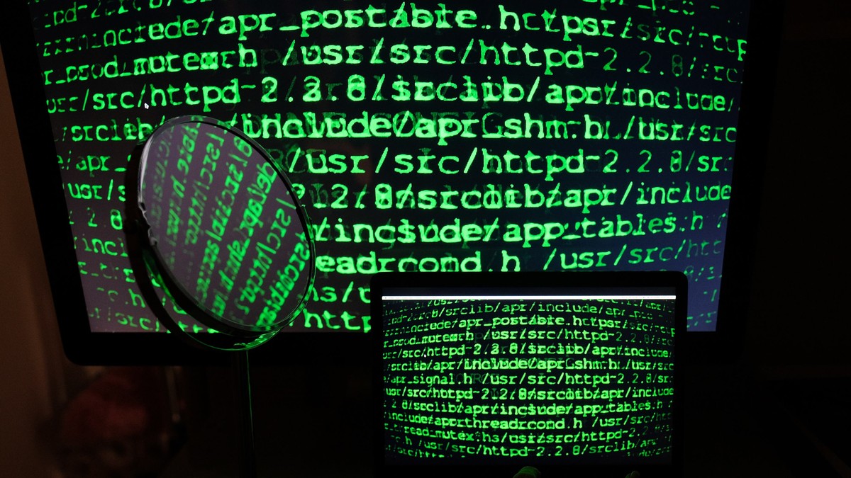 Rețeaua de electricitate americană a căzut în mâinile hackerilor ruși