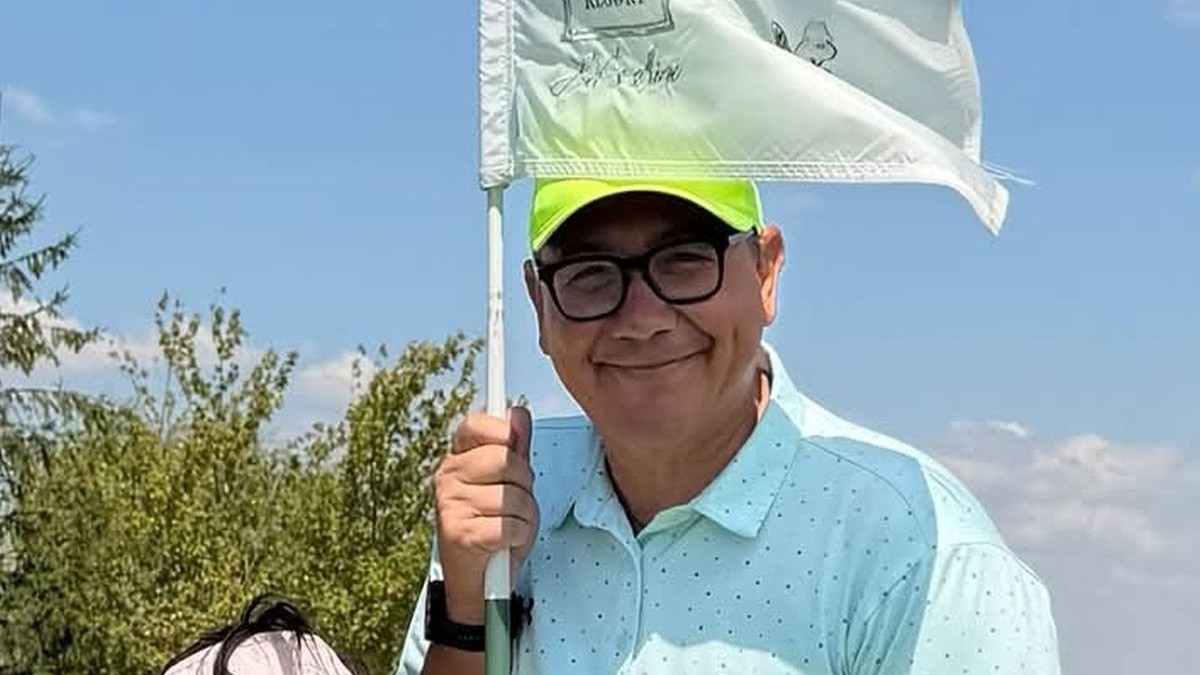 Victor Ponta la golf | Foto: Facebook