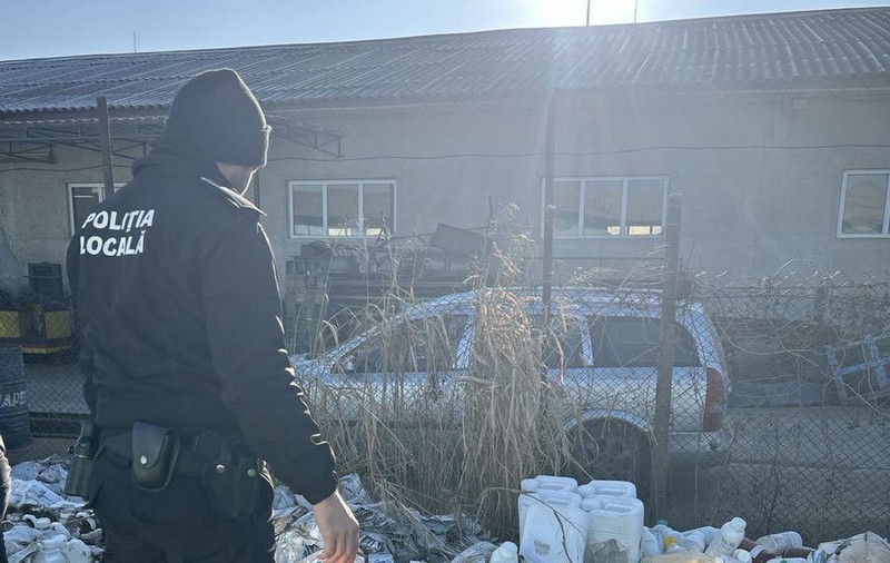 Mii de pachete cu medicamente expirate și substanțe toxice au fost găsite abandonate la Oradea