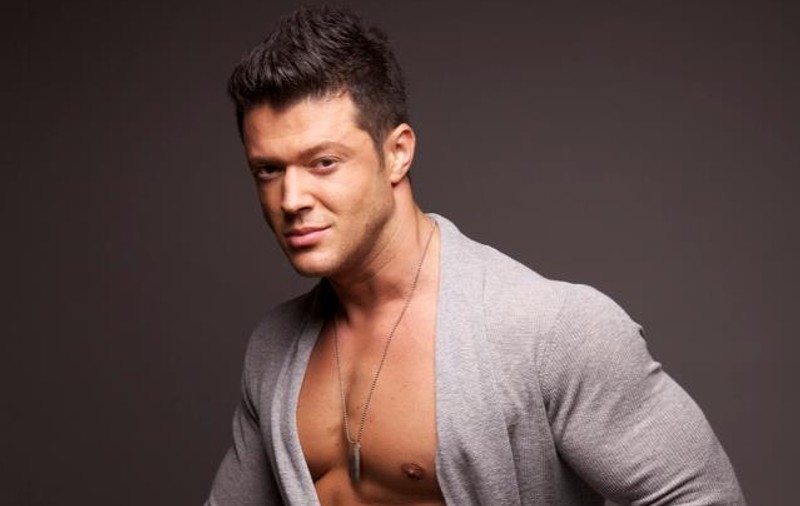 Victor Slav, deloc pretenţios: "Nu îmi achiziţionez doar haine de firmă"