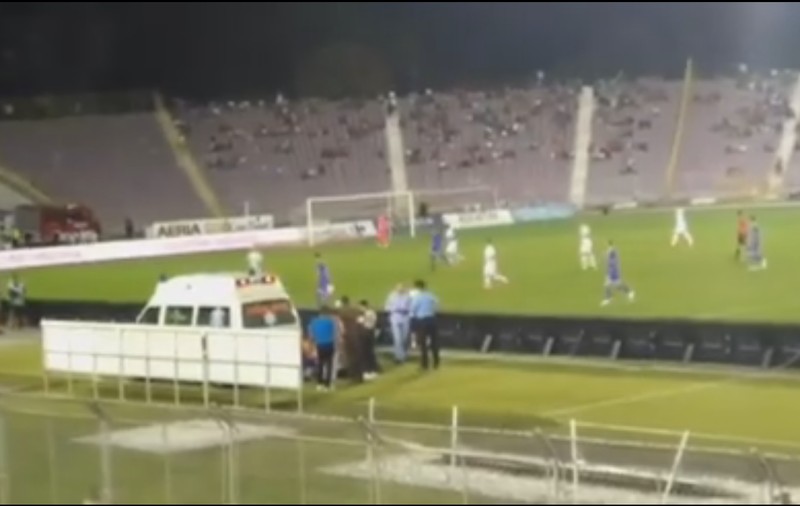 Suporterul care a făcut stop cardiac la meciul Poli Timișoara - Steaua a murit la spital. Nereguli la intervenția medicilor? ”A murit cu zile”