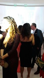 Claudia Pavel, cu sânii la vedere. Decolteul ei, atracția serii