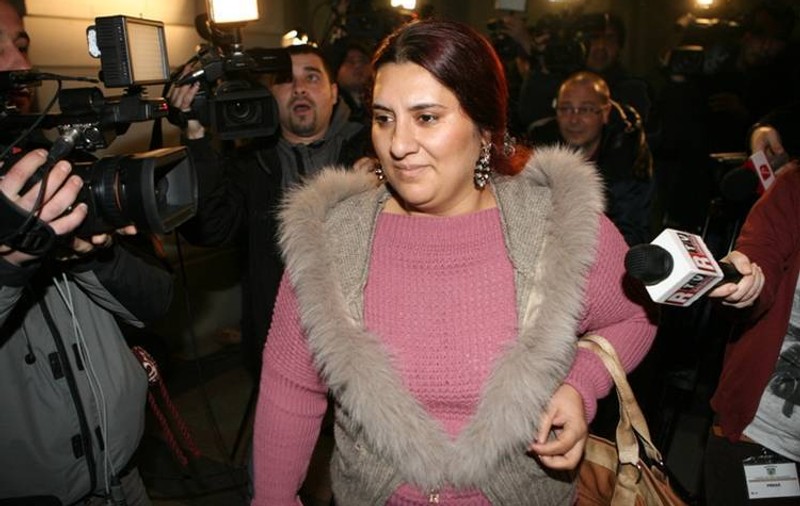 Nume SONORE implicate în DOSARUL VRĂJITOARELOR! Mircea Geoană, Ana Lesko, Mihaela Borcea şi Alina Vidican, contactate de vrăjitoarele Vanessa şi Melissa!