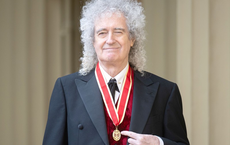 Brian May, chitarist și fondator al formaţiei Queen, a fost înnobilat de regele Charles al III-lea