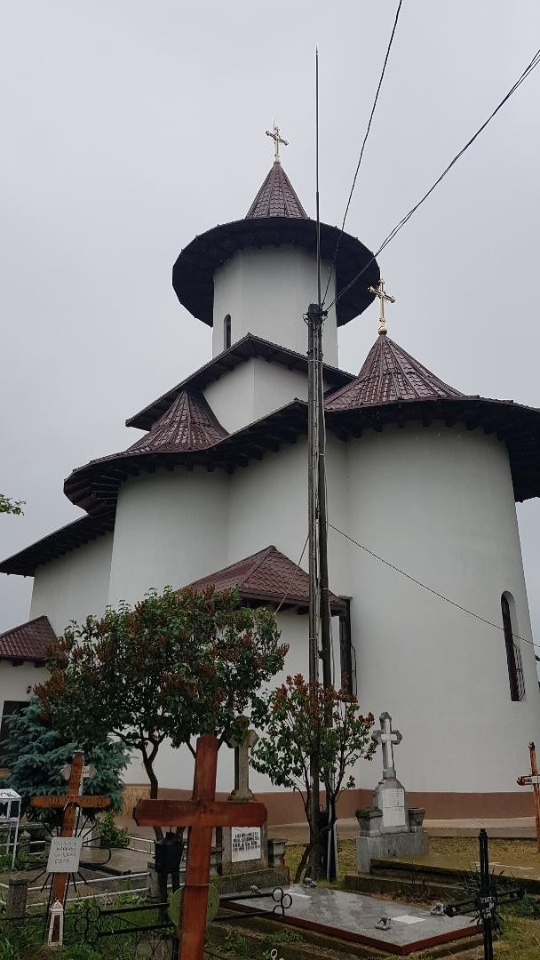Biserica din Corni Albești