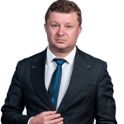 Primarul Eduard Barcău