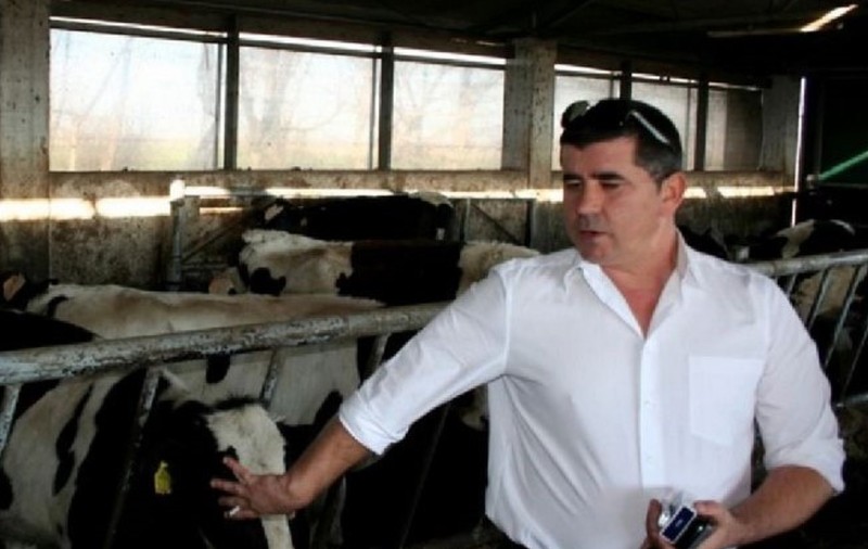 Un fermier din Vrancea va primi 12 milioane de euro după ce s-a construit autostrada pe terenul lui