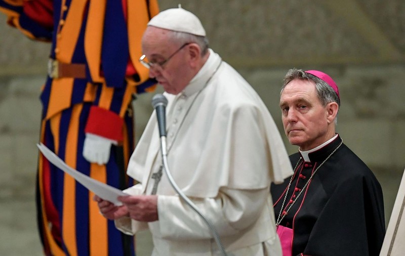 Cel mai apropiat colaborator al Papei Benedict al XVI-lea vorbește despre unele tensiuni cu Papa Francisc într-un volum de memorii