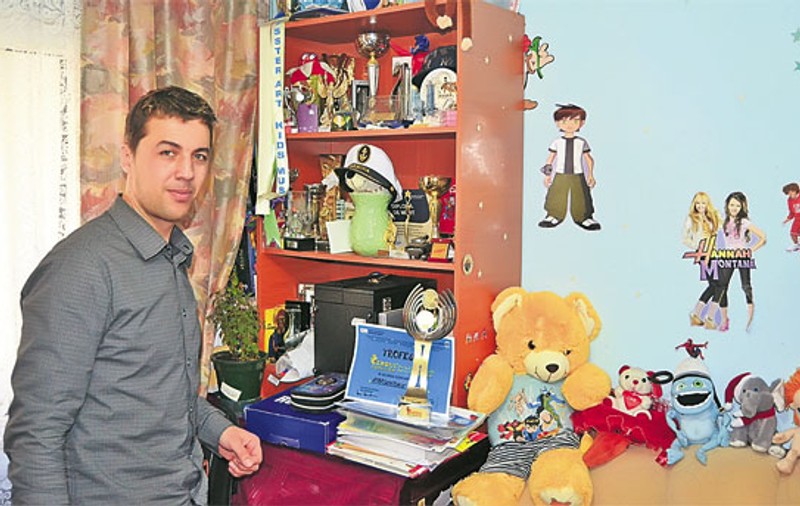 Tatăl lui Ştefan Atârgoviţoaie: «A făcut naveta trei luni cu avionul»