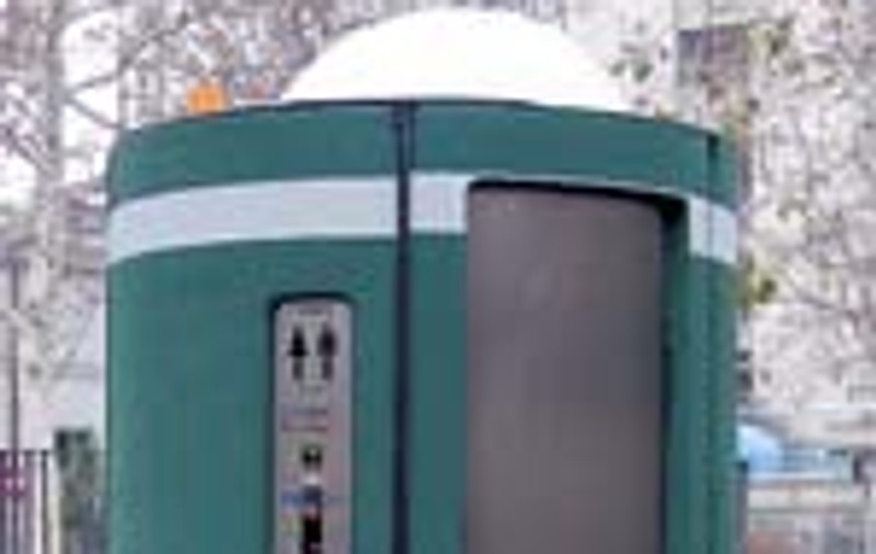 Capitala va avea WC-uri inteligente