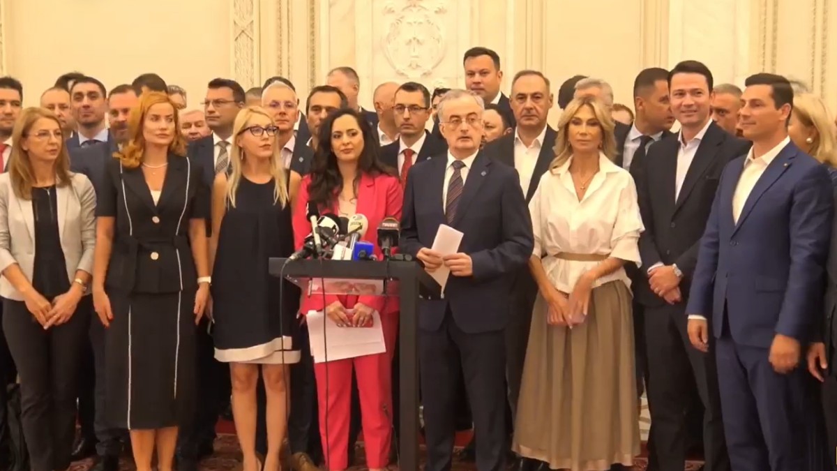 Parlamentarii USR și PNL anunță că boicotează Parlamentul, după alianța PSD - AUR pe funcțiile din Camera Deputaților, 2 septembrie 2026