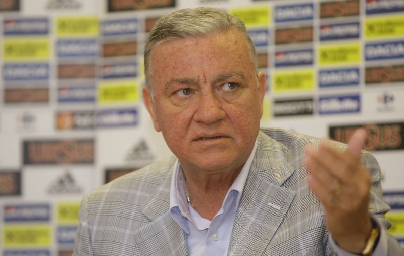 Mircea Sandu cere sancţionarea asistentului Ioan Onicaş