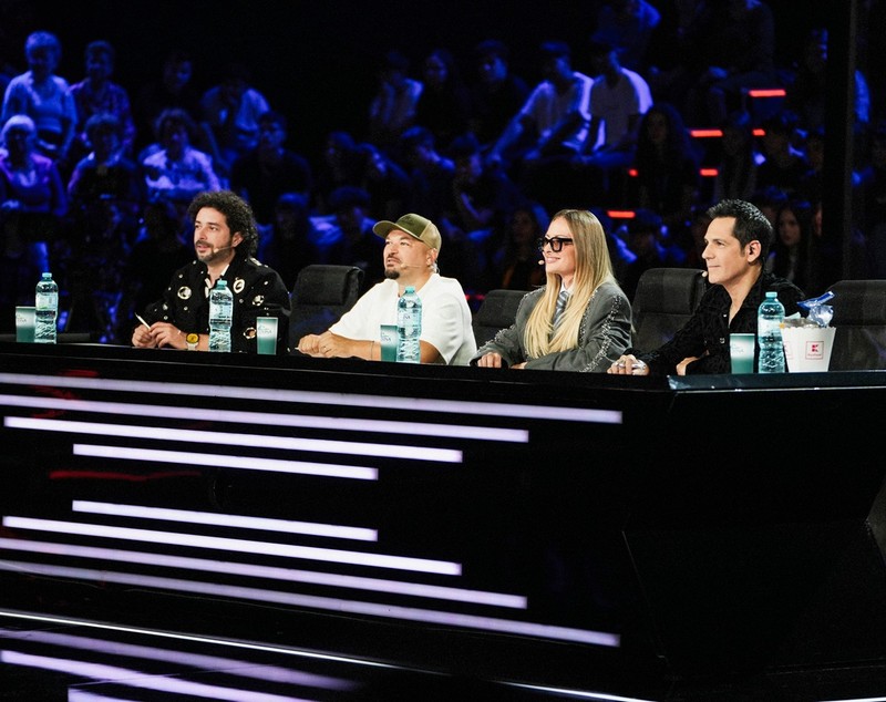 Cine este Robert Olaru de la X Factor 2025. Ziua forează puțuri și noaptea studiază. „Tata îmi spunea să mă las de muzică”