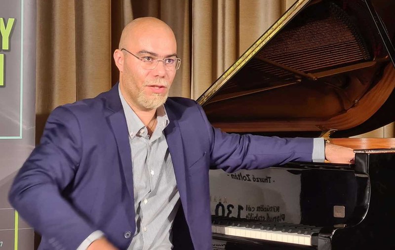 Un pianist vrea să cânte 130 de ore neîntrerupt pentru ca Oradea să aibă un muzeu al muzicii