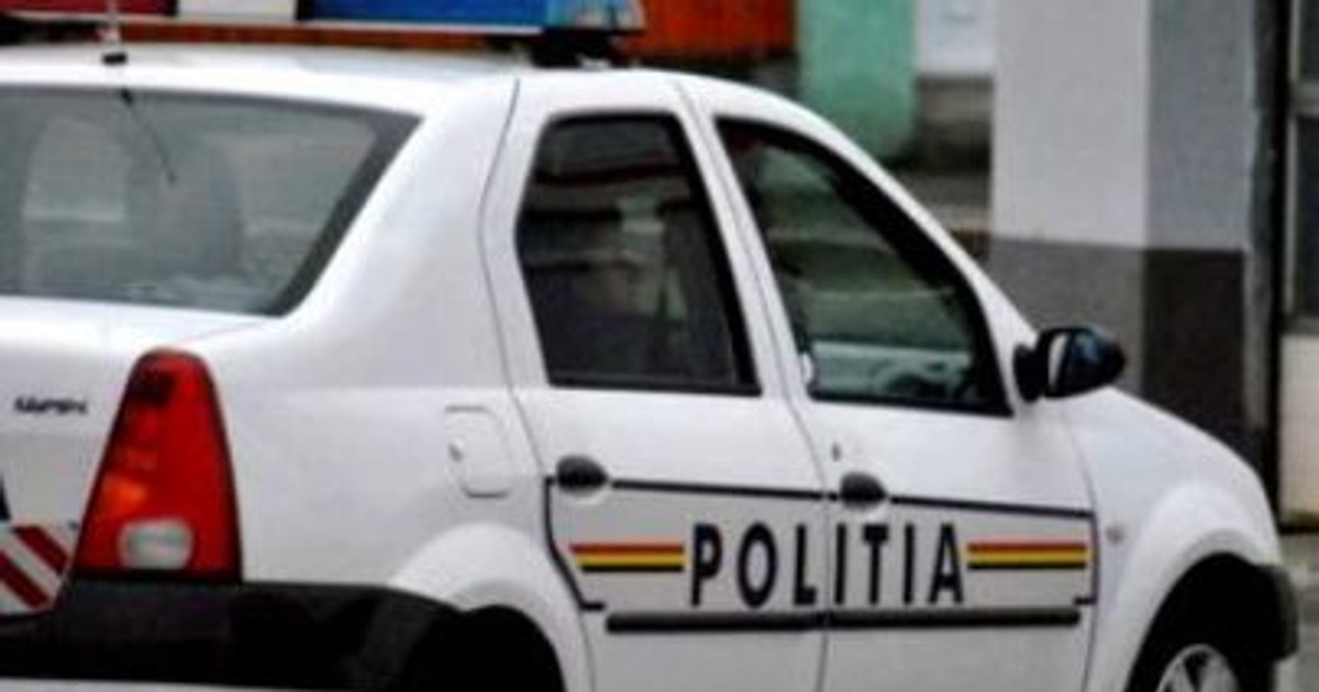 Un bătrân amenință că aruncă blocul în aer în Crucea, Constanța