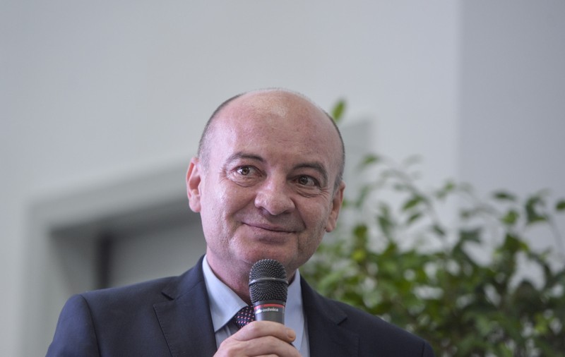 Singurul om din sectorul 2 care nu plătește taxa de gunoi este chiar primarul Toader, care stă în alt sector!