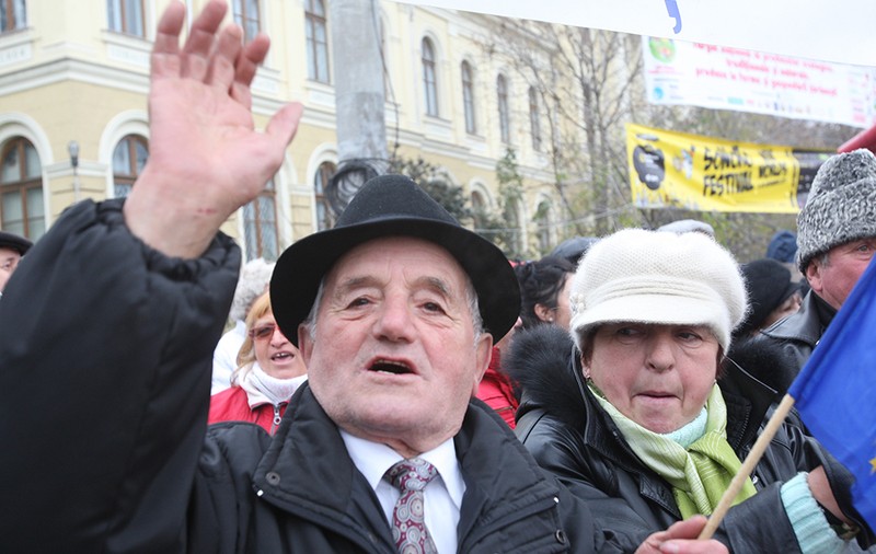 Legea pensiilor a fost votată de Senat