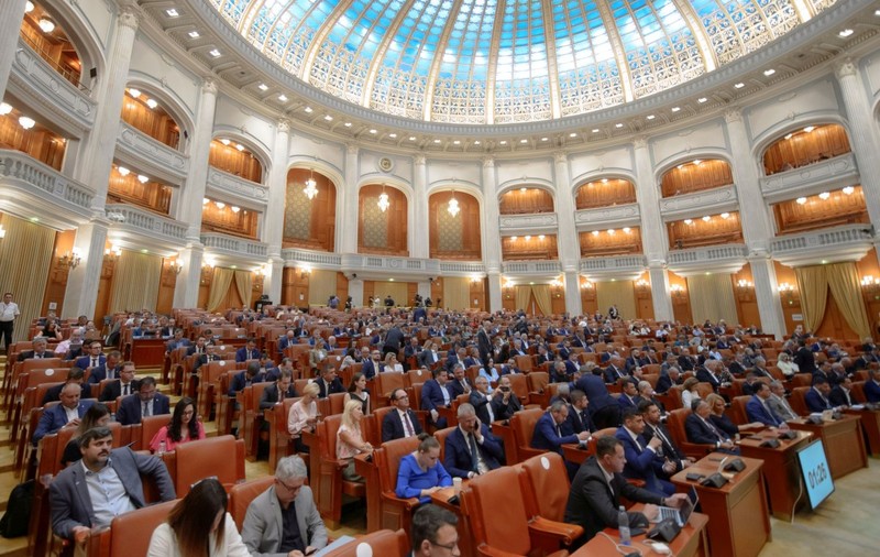 Hackerii au atacat sistemul informatic al Camerei Deputaților. Ce date au fost furate. DIICOT face cercetări pentru șantaj