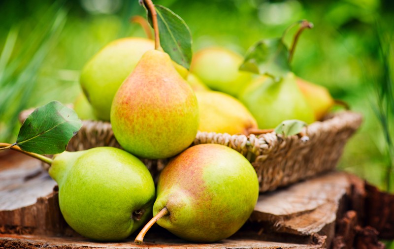 Pere - ce vitamine conțin și ce beneficii au pentru sănătate. Rețete cu pere