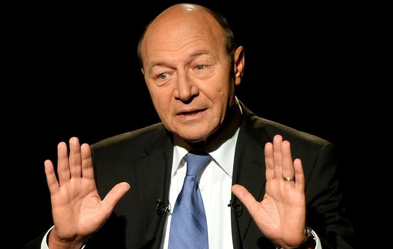 Băsescu: Fostul PDL a furnizat PSD-ului doi oameni care ştiu cum se distruge un partid din interior