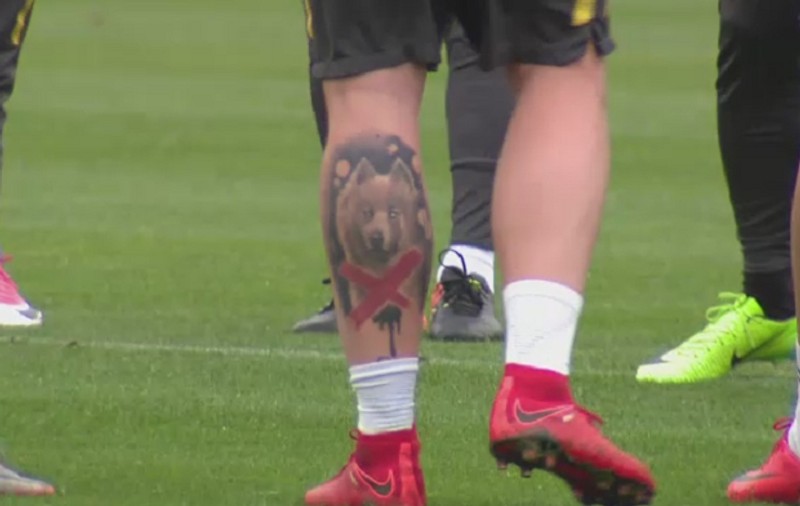 Alibec e peste Gnohere în cantonamentul FCSB din Antalya. Gigi e de altă părere! Denis Alibec are un tatuaj nou. Și Budescu impresionează / VIDEO