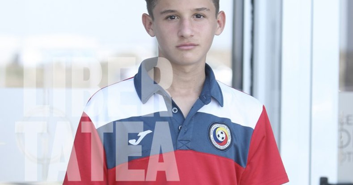 Nicolas Popescu, fiul lui Gică Popescu, debutează pentru România la 15 ani. Naționala U15, primele meciuri internaționale cu Moldova