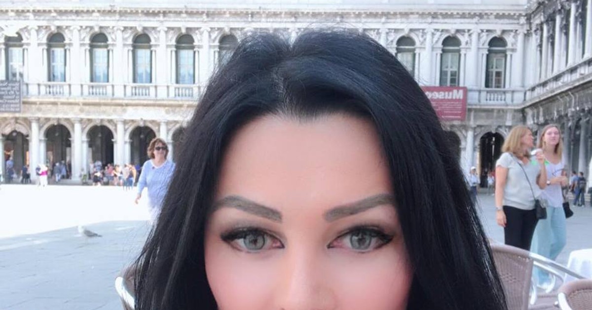 Brigitte Sfăt, în lacrimi la tv