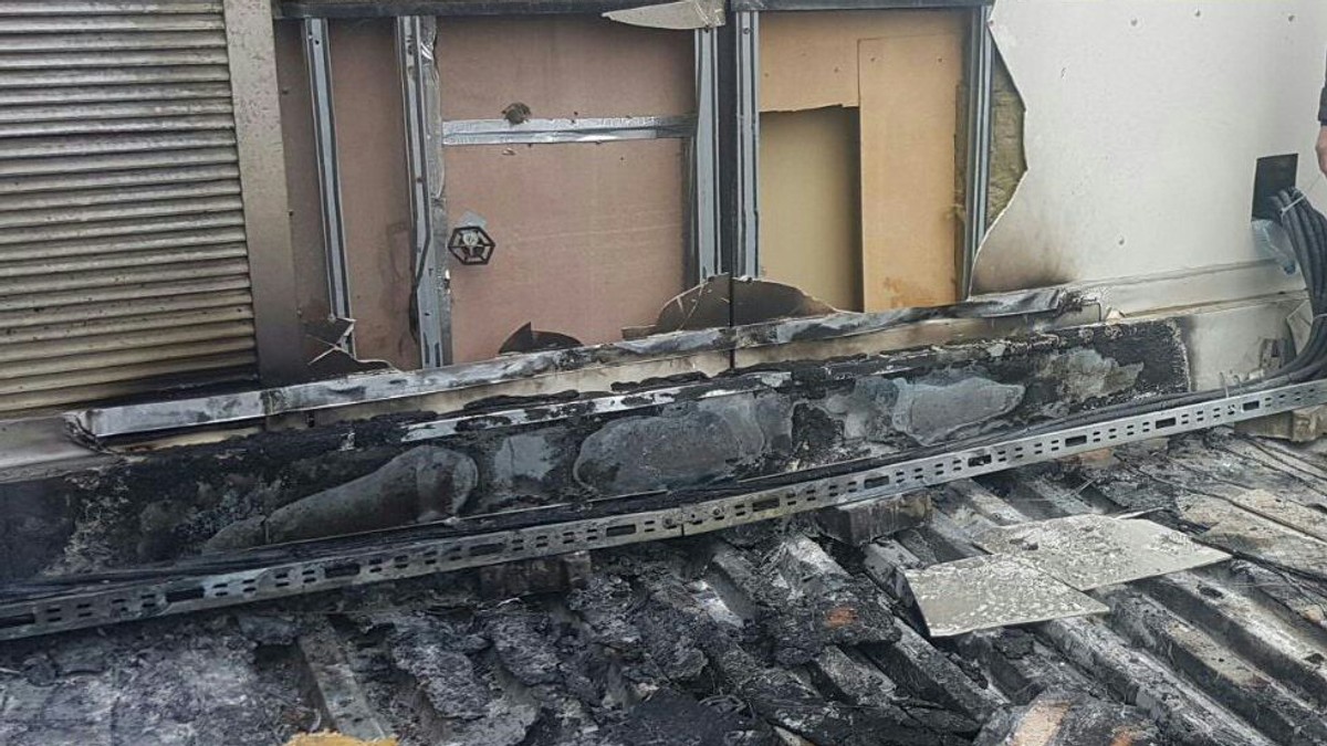 Incendiu pe o terasă de la Mall Plaza, din Drumul Taberei