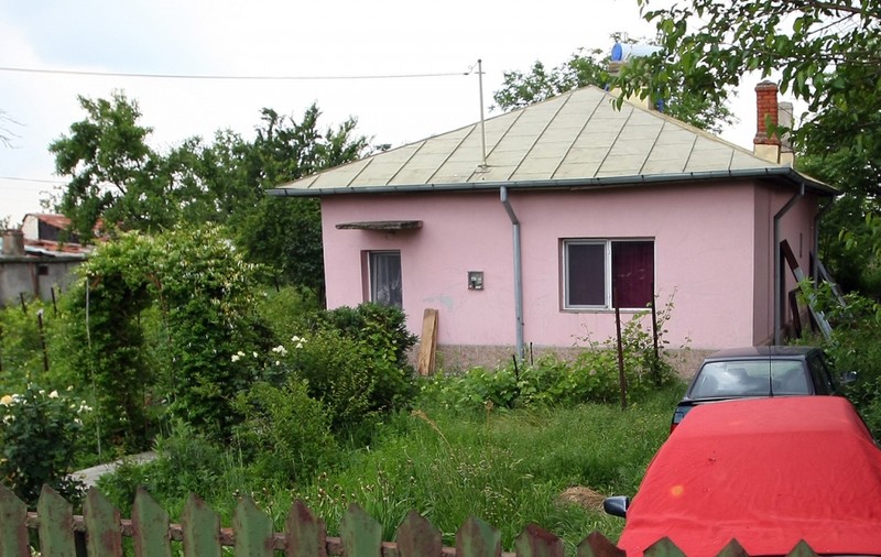 Grig Bivolaru racola băieței din sat pentru filme deocheate! Reportaj de senzație în localitatea natală a liderului MISA | FOTO