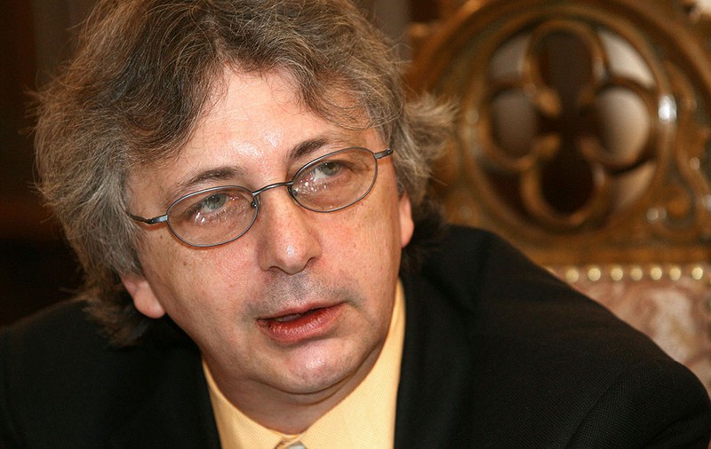 Universitatea București analizează colaborarea cu Tismăneanu, în urma postării rasiste. Institutul Elie Wiesel îi solicită scuze publice