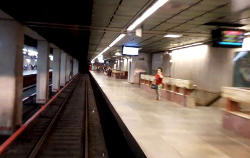 Avarie la metrou. Nu s-a circulat o oră între Izvor și Grozăvești. ”Siguranţa călătorilor nu a fost pusă în pericol”