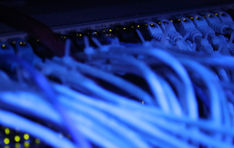 Internetul împlinește 28 de ani. Cum s-a transformat o invenție militară într-o afacere de sute de miliarde de dolari