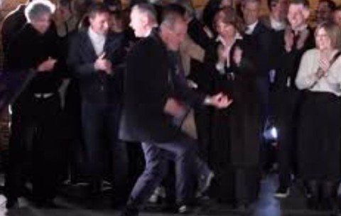 Dansatorul lui Peter Magyar este ministrul sănătății: „Chirurgul ortoped à la Michael Jackson, cu accente de rocker”