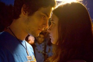 Kira şi Rareş se sărută în film. foto: Facebook.com