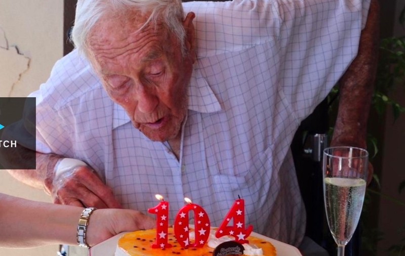 Un om de știință austrialian de 104 ani a plecat în Elveția pentru sinucidere asistată