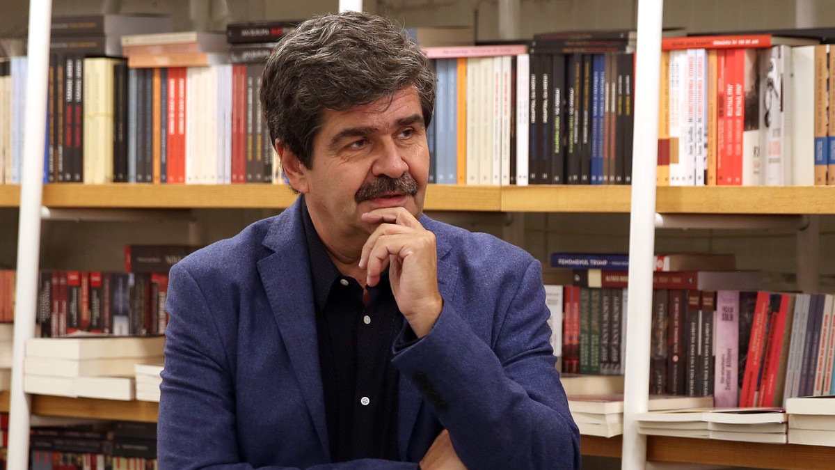 Emisiunile lui Radu Paraschivescu au fost scoase din grila Digi 24