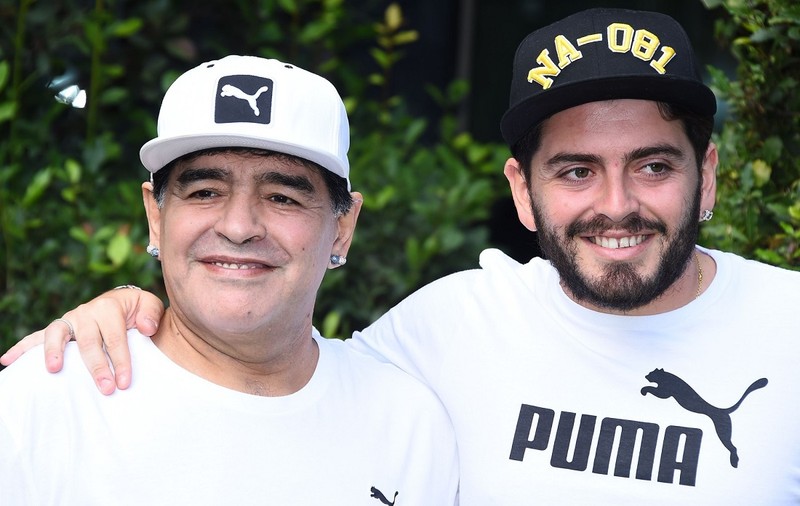 Fiul lui Maradona a aflat vestea morții tatălui său în spital, internat cu COVID-19.  Diego Jr. s-a externat de urgență