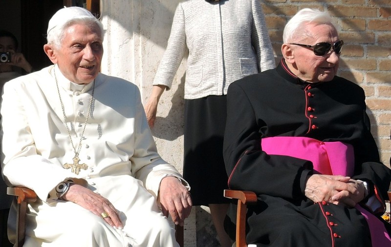 A murit Georg Ratzinger, fratele Papei emerit Benedict al XVI-lea